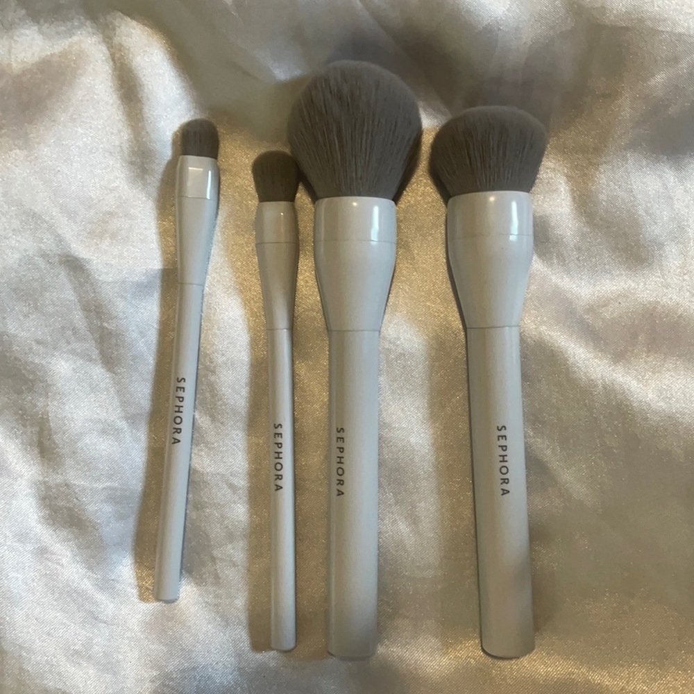 Sephora brush set! Never used !